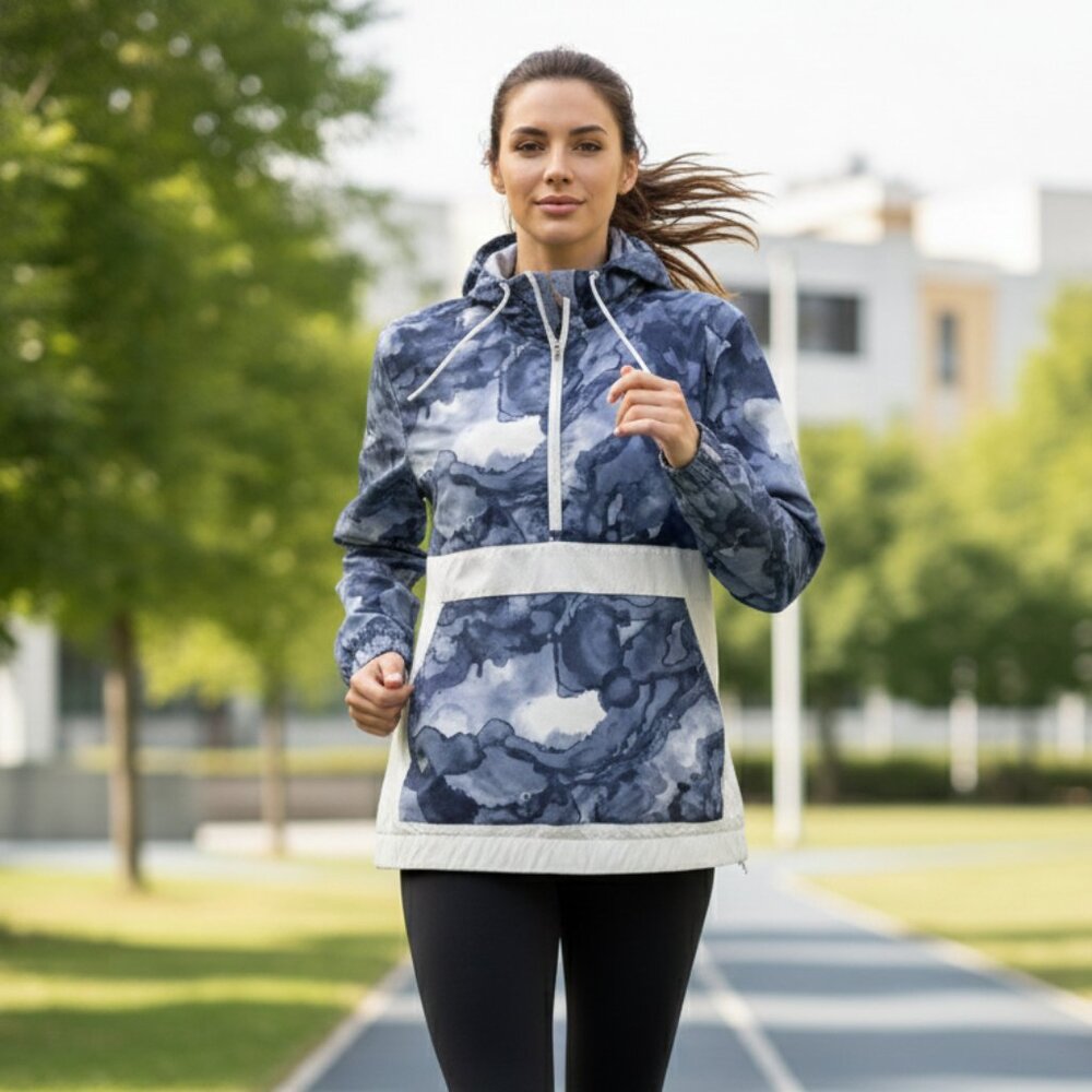 New Balance Women Blue & White Abstract Hooded Windbreaker, 2X